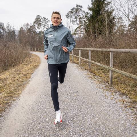 Marathonläufer Matthias Kyburz beim Training in der Region Bern